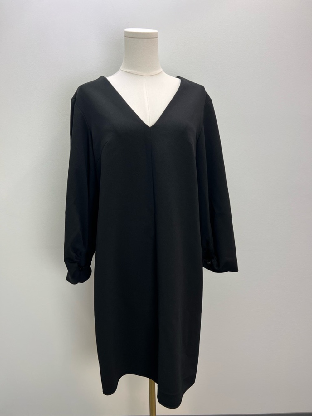 Tibi Black Shift Dress V Neck Shirred Sleeve Little Black Dress LBD Womens 8